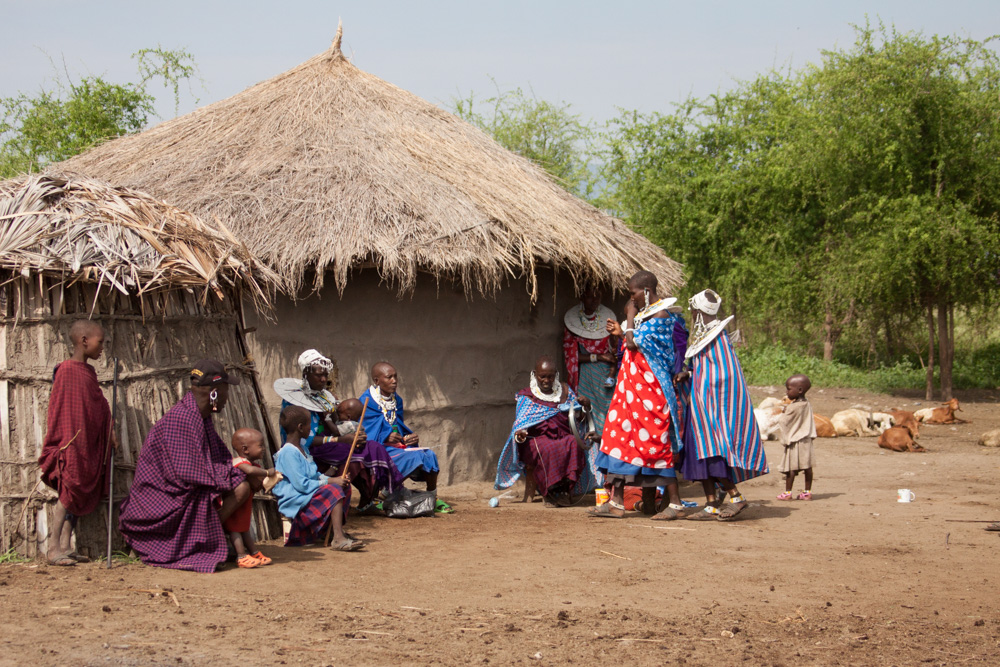 Maasai women